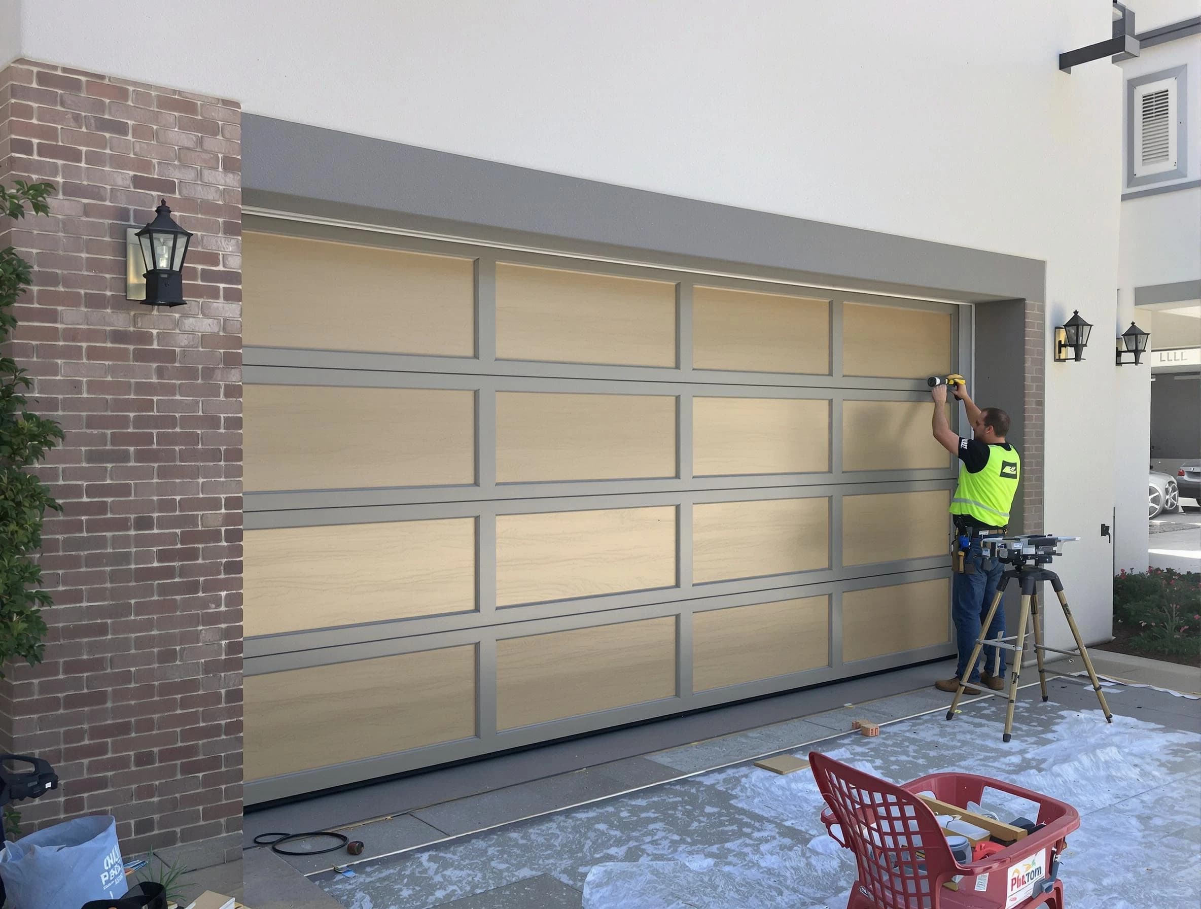 Garage door replacement service by Edison Garage Door Repair in Edison